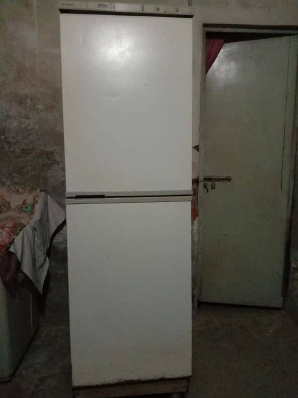 Mitsui fridge available for sale 1