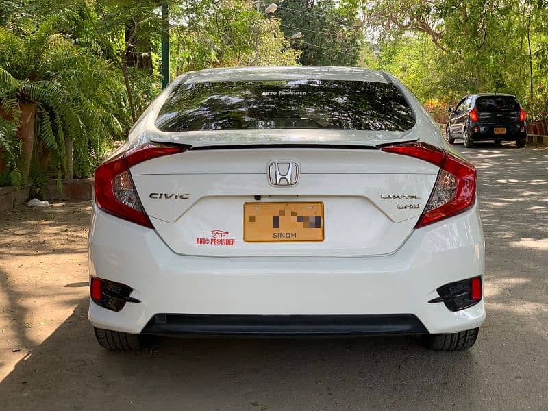 Honda Civic Oriel 2017 1