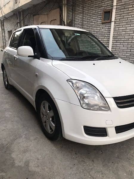 Suzuki Swift 2012 1