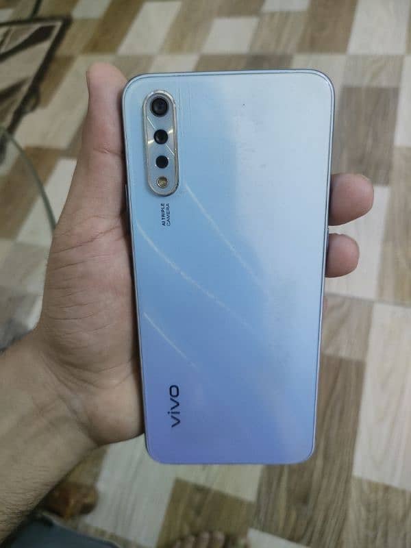 vivo S1 0