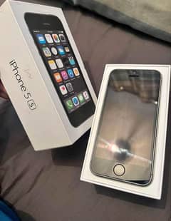 iPhone 5s 64 gb PTA approved My WhatsApp number 0322=70=94=780