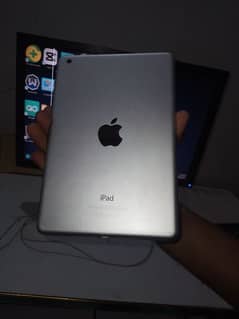 Apple iPad Mini 2 Model A1432 16GB Wi-Fi.