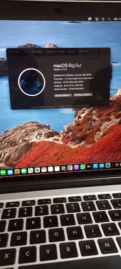 MacBook mid 14 pro i7