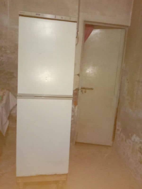 Mitsui fridge available for sale 6