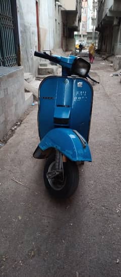 piaggio vespa good condition 03089567278