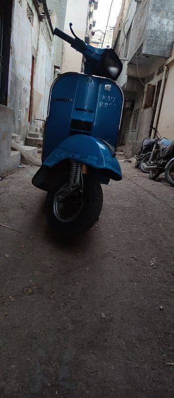 piaggio vespa good condition 03089567278 2