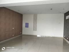 04 MARLA OFFICE FIRST FLOOR WITH ELEVATOR EXCELLENT LOCATION