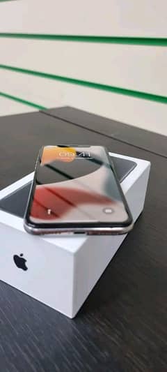 Apple iPhone X white colour My whatsp 0341:5968:138