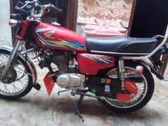 Honda Bike perise