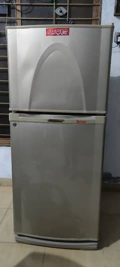 Dawlance Fridge for Sale - Good Condition, Affordable Price!