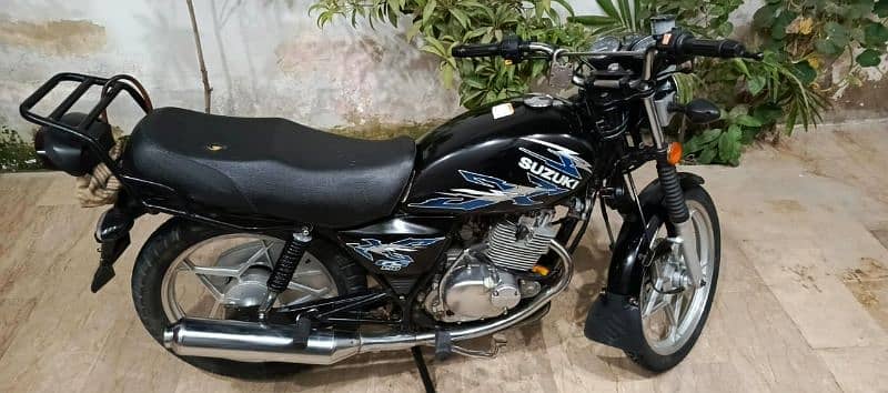 Suzuki GS 150 18