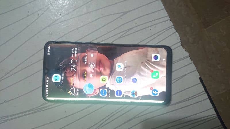 vivo s1 8 256 0305///9572828 4