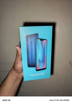 Honor 8C