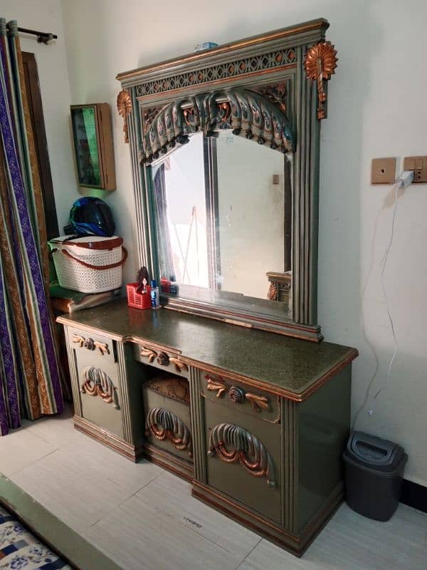 tv trolley and dressing table for sale 3