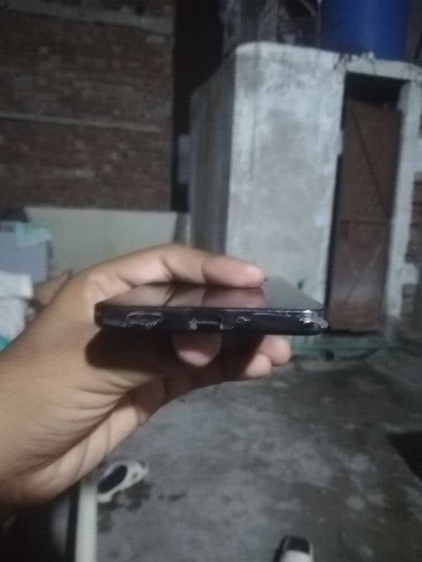 Oppo Reno 12f 4