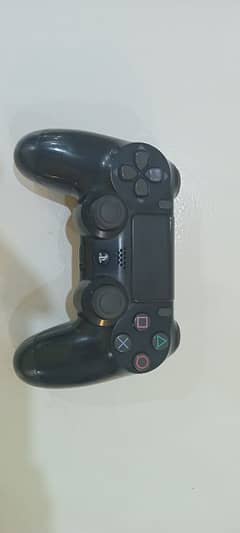 PS4 DUALSHOCK 4 CONTROLLER