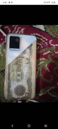 I'm selling my vivo y21 4 plus 1 64 only set