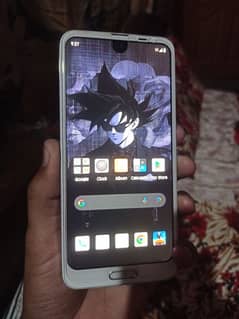 sharp Aquos r2