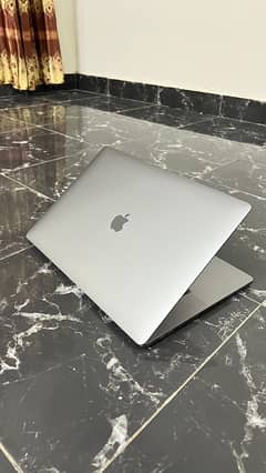 MacBook pro 2019_16"inch