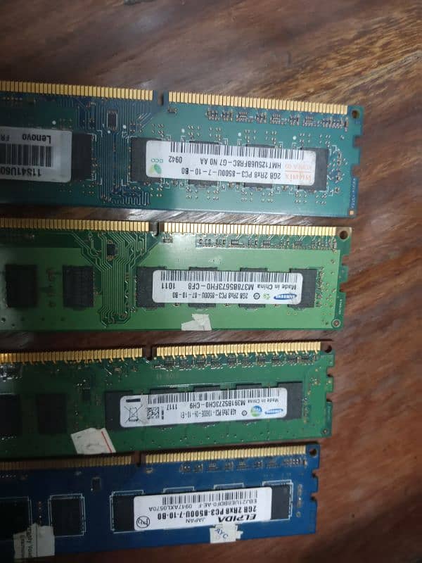 DDR3 branded RAM 4GB, 2GB total 10 GB 1