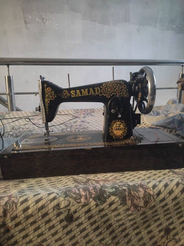 samad brand sewing machine with handle and motor 2