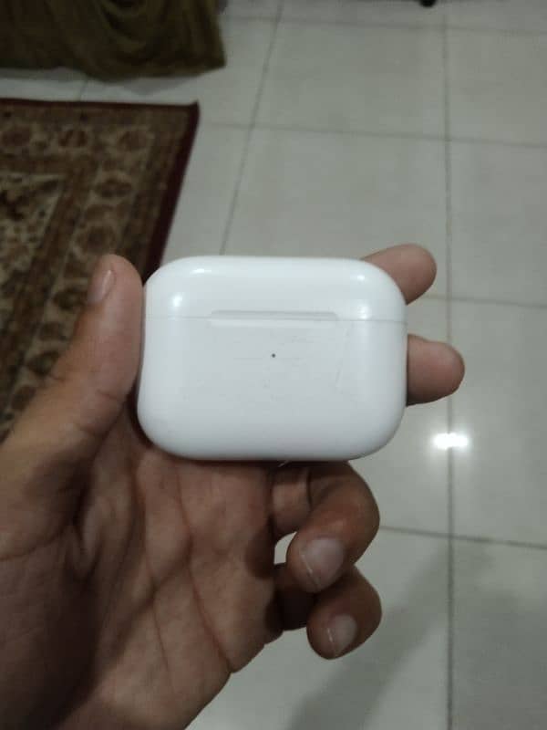 Airpods pro 2 (read caption) 1