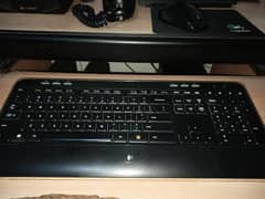 logitech Wireless Combo MK520 keyboard and mouse