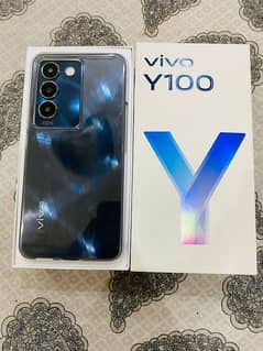 vivo Y 100 Ram 8 Rom 256 11 maa warnty Condition 10 by 10