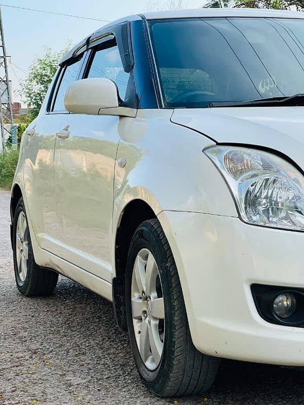 Suzuki Swift DLX 2017 Manual 10