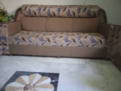 5 seater Sofa, Good Condition reasonable price