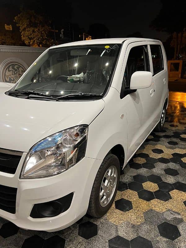 Suzuki Wagon R 2024 1