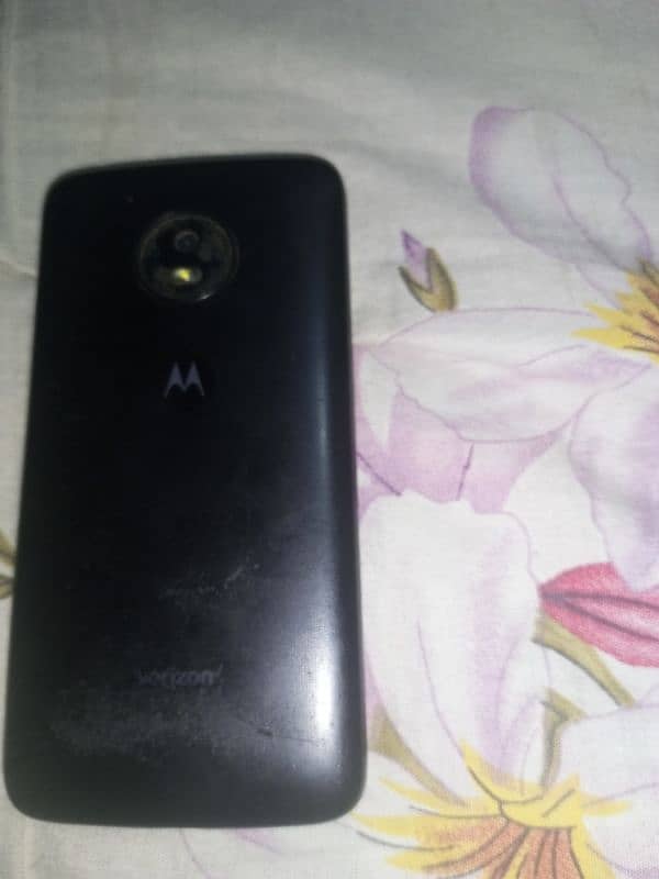 Motorola XT 1767 1