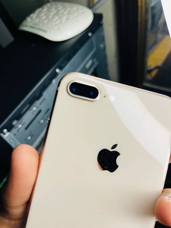 iPhone 8plus 256 exchange possibile 3