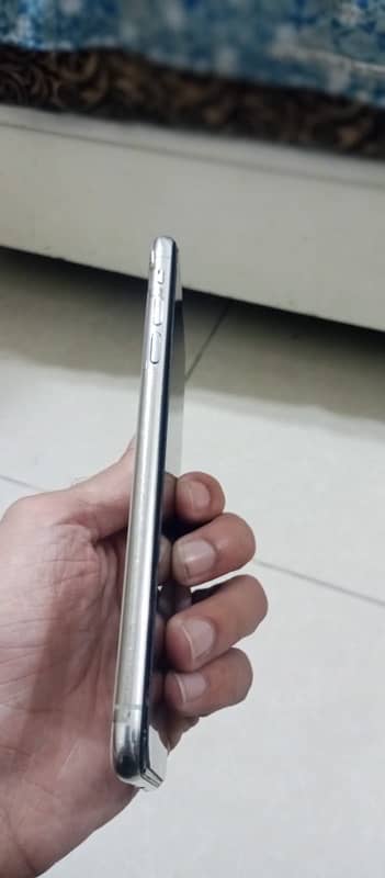 i phone xs max contact 03127790326 4