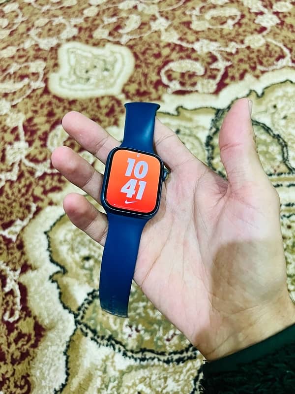 Apple Watch Series 7 2