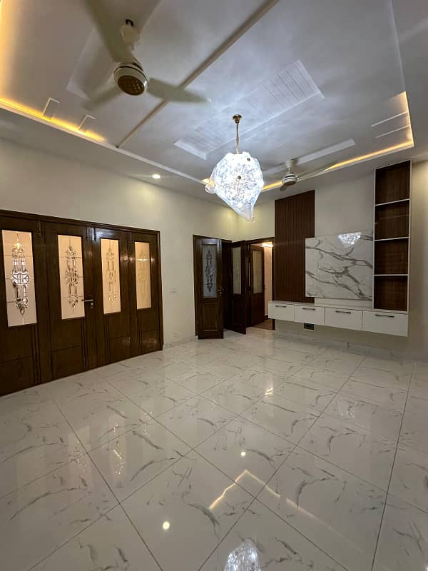 10 Marla Most Luxury House For Sale in Kohistan Enclave Wah Cantt 7