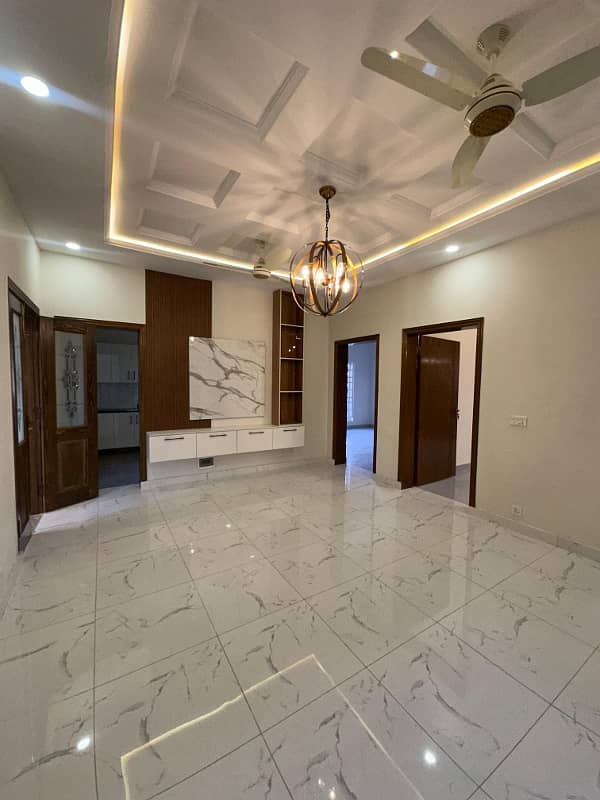 10 Marla Most Luxury House For Sale in Kohistan Enclave Wah Cantt 22