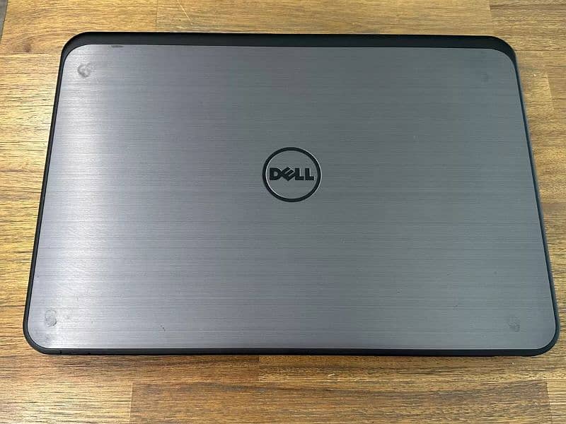 Dell latitude 3540 slim Laptop 4rth Generation 4Gb ram 500Gb HDD drive 0