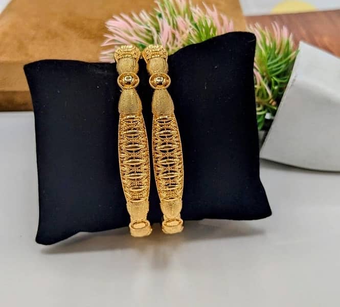 2pcs gold plated bangles 1