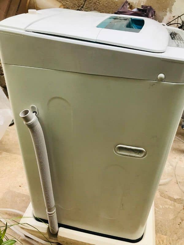 Fully automatic washing machine Haier hwm 75-918 auto restart techno 5