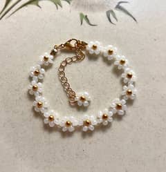 Daisy Flower Bracelet