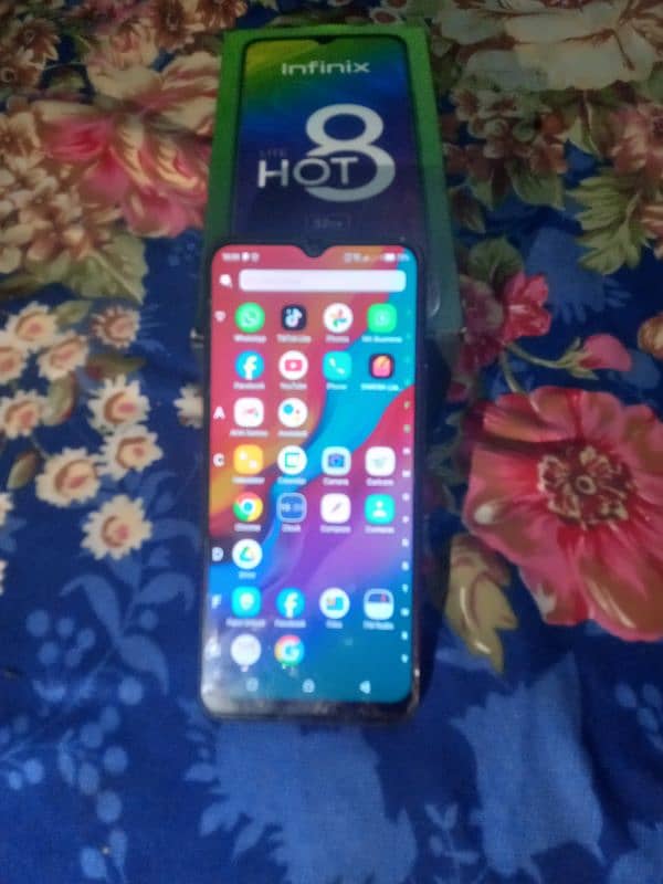 infinix mobile hot 8 lite 2 32 3