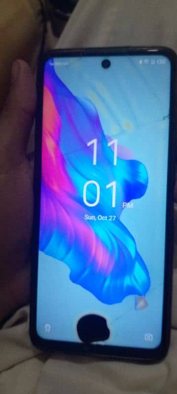 Tecno camon 18p 3