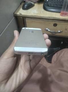 iPhone 5s non PTA 32GB 10/10 conditions no open no repair water pack