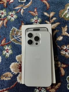 Iphone 15 Pro White titanium