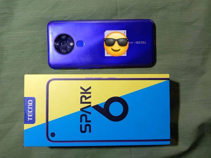 Tecno spark 6 (4/64)with box betrry 5000MH 2