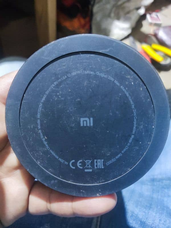 mi wireless 20 watts fast charger original 2