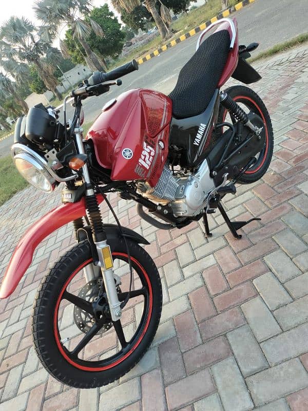 Yamaha YBR 125G Model 2022 Total Genuine bike All Punjab Number 2