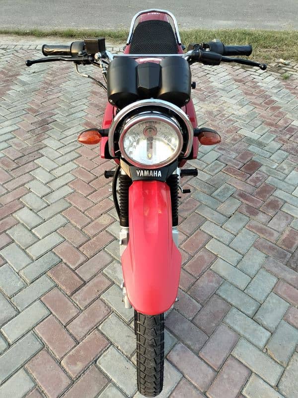 Yamaha YBR 125G Model 2022 Total Genuine bike All Punjab Number 4