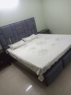 Modern Bed Set